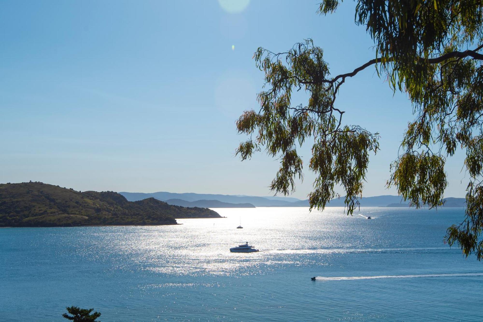 Shorelines Hamilton Island Bagian luar foto