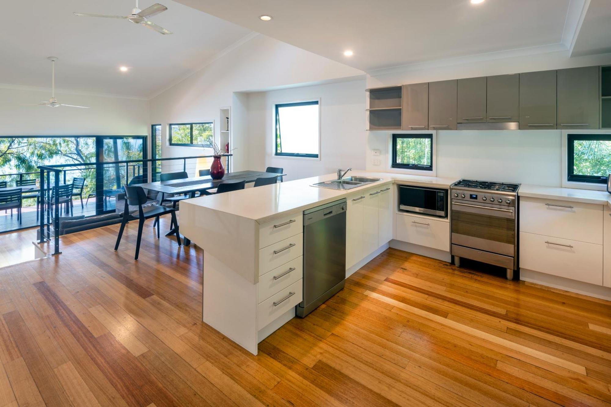 Shorelines Hamilton Island Bagian luar foto